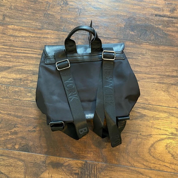 Botkier New York Trigger Backpack - Picture 3 of 4